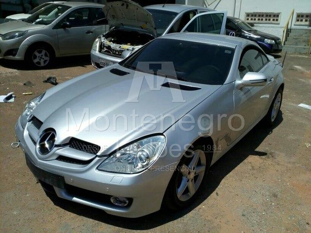 LOTE 038 - Mercedes-Benz SLK 200 Kompressor 2011