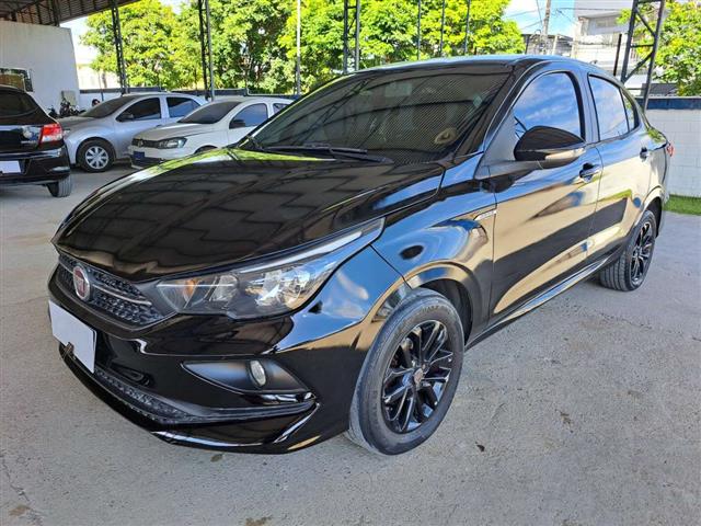 LOTE 028 FIAT CRONOS DRIVE 1.3