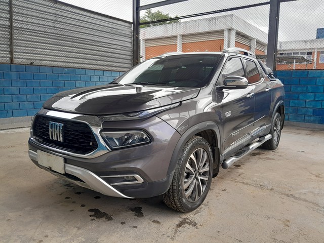 LOTE 040 FIAT TORO RANCH AT9 4X4