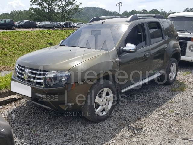 LOTE 029 - RENAULT DUSTER 2.0 16V Tech Road 2014