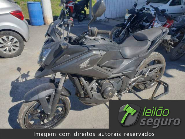 LOTE 012 2021 HONDA NC 750X