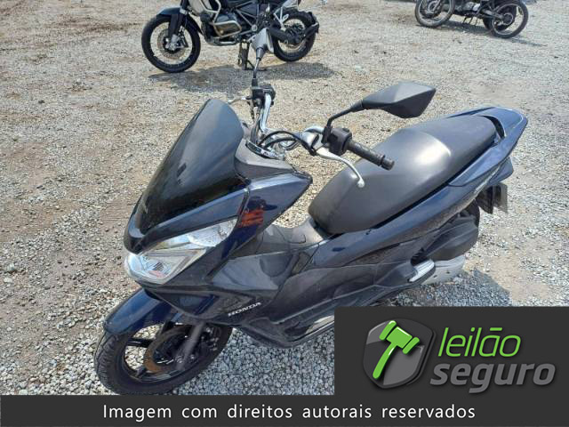LOTE 015 2018 HONDA PCX