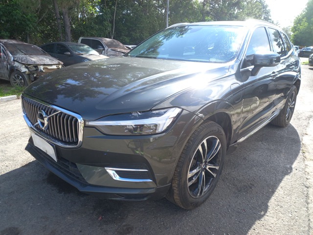 LOTE 100 XC60 T8 MOMENTUM 2021/2021 