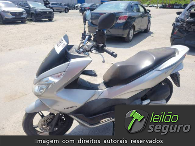 LOTE 027 2017 HONDA PCX
